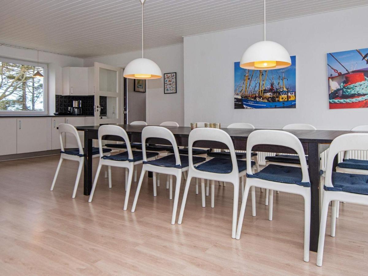 10 Person Holiday Home In R M Bolilmark Экстерьер фото